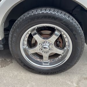 صورة مصغرة 16 لـ 2006 Lincoln NAVIGATOR LUXURY