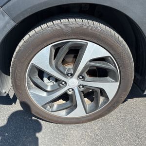 2018 Hyundai TUCSON LIMITED 照片 17