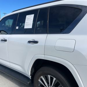 Lexus LX 600 Premium - 6