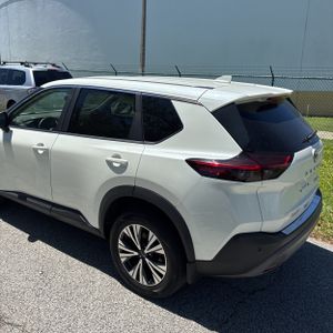 NISSAN ROGUE SV - 6