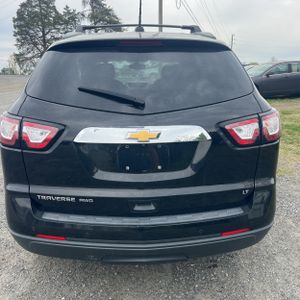 CHEVROLET TRAVERSE LT - 7