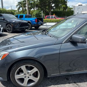 2014 Mercedes-BENZ E 350 4MATIC — фото 2