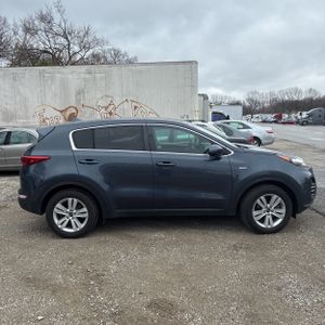 KIA SPORTAGE LX - 10