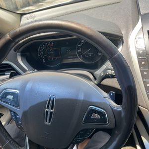 صورة مصغرة 66 لـ 2016 Lincoln MKZ BASE