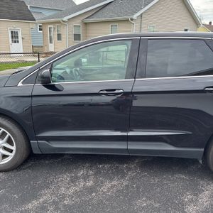 FORD EDGE SEL - 4