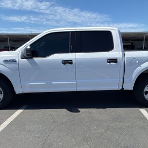 FORD F-150 XLT - 4
