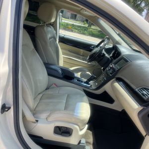 صورة مصغرة 32 لـ 2014 Lincoln MKT BASE