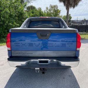 CHEVROLET AVALANCHE 1500 - 7