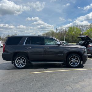 CHEVROLET TAHOE LTZ - 10