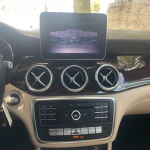 2019 Mercedes-BENZ CLA thumbnail 36