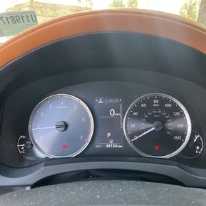 2022 Lexus IS 300 BASE — миниатюра 38