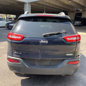JEEP CHEROKEE LATITUDE - 7