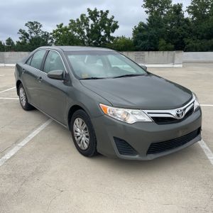 2012 Toyota CAMRY LE — миниатюра 12