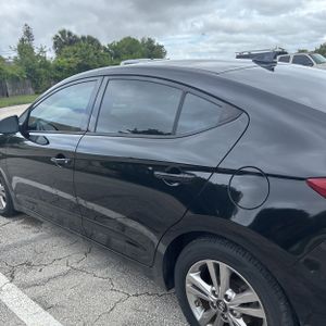 HYUNDAI ELANTRA SEL - 6