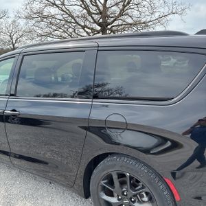 CHRYSLER PACIFICA LIMITED - 6