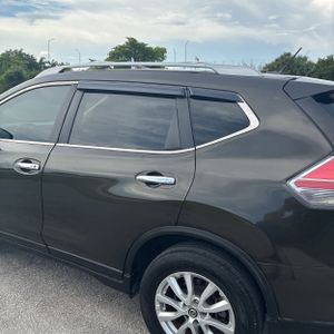 صورة 6 لـ 2015 Nissan ROGUE SV