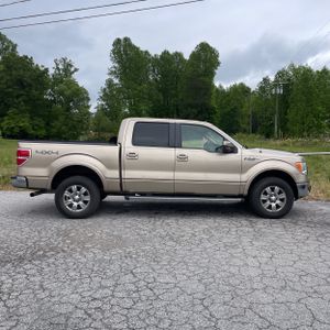 FORD F-150 LARIAT - 10