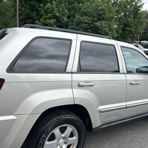 صورة 9 لـ 2010 JEEP GRAND CHEROKEE LAREDO