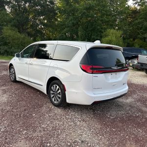 صورة 5 لـ 2022 Chrysler PACIFICA LIMITED