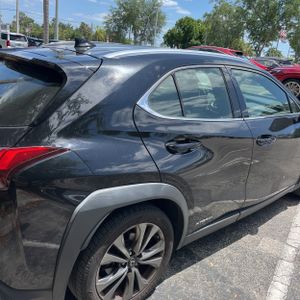 LEXUS UX 250H F SPORT - 9