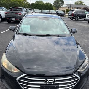 صورة مصغرة 15 لـ 2018 Hyundai ELANTRA SE