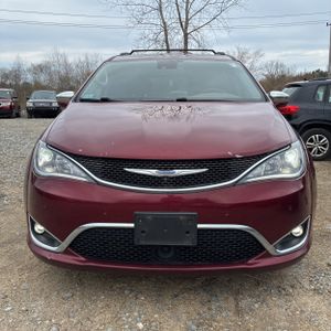 CHRYSLER PACIFICA LIMITED - 10