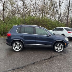 VOLKSWAGEN TIGUAN LE - 10