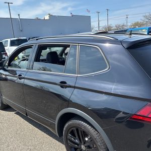 VOLKSWAGEN TIGUAN SE R-LINE BLACK 4MOTION - 6