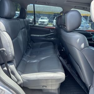 صورة مصغرة 35 لـ 2010 Lexus LX 570 BASE