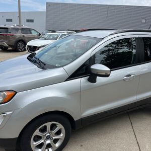 FORD ECOSPORT SE - 2