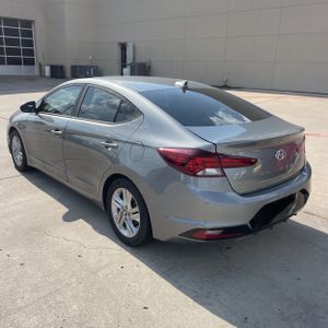 صورة 5 لـ 2019 Hyundai ELANTRA SEL