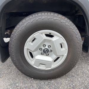 2024 Nissan FRONTIER SV — миниатюра 19