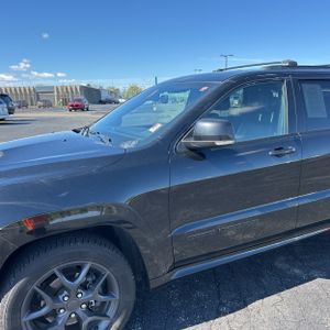 JEEP GRAND CHEROKEE LIMITED X - 2