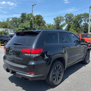 2018 JEEP GRAND CHEROKEE HIGH ALTITUDE — фото 8