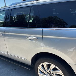 2024 Lincoln NAVIGATOR RESERVE photo 6