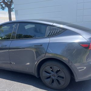 TESLA MODEL Y LONG RANGE - 6