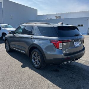 FORD EXPLORER ACTIVE - 5