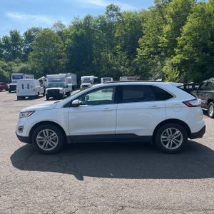 FORD EDGE SEL - 3
