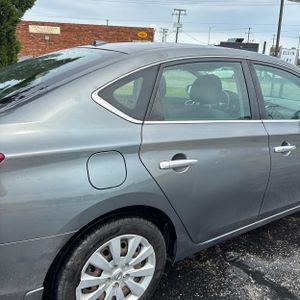 2017 Nissan SENTRA SV — фото 9