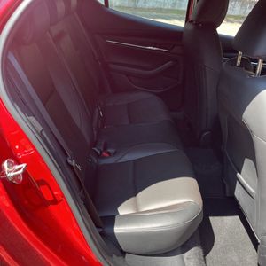صورة مصغرة 24 لـ 2023 Mazda MAZDA3 HATCHBACK PREMIUM