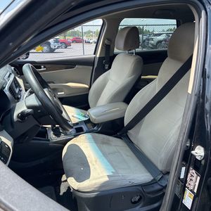 صورة مصغرة 32 لـ 2017 KIA SORENTO LX