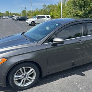 FORD FUSION SE - 2