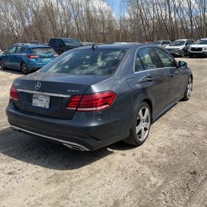 MERCEDES-BENZ E-CLASS - 8