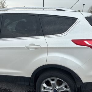 FORD ESCAPE TITANIUM - 6