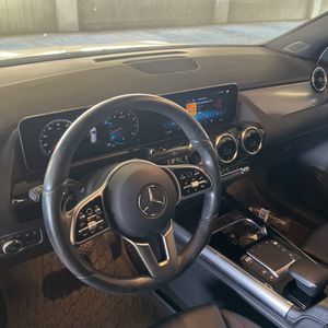 2021 Mercedes-BENZ GLA — миниатюра 35