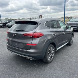 HYUNDAI TUCSON LIMITED - 8