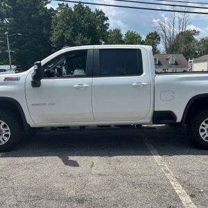 صورة 4 لـ 2020 Chevrolet SILVERADO 2500HD LT