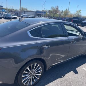 KIA CADENZA PREMIUM - 9