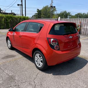 صورة 3 لـ 2013 Chevrolet SONIC LT AUTO