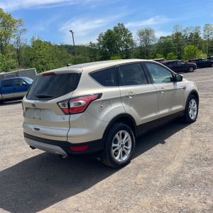 FORD ESCAPE SE - 8
